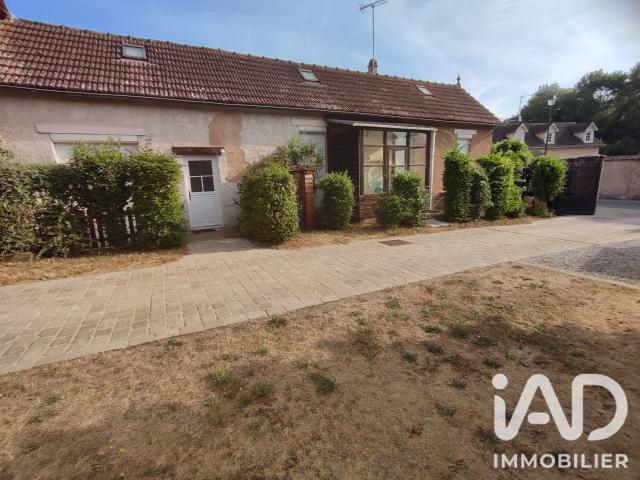 Maison vente à Chartres, Lèves