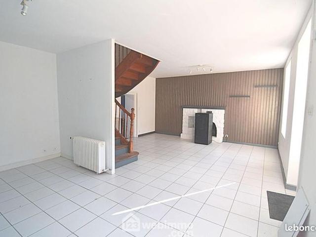 Maison vente à Guingamp, Bretagne
