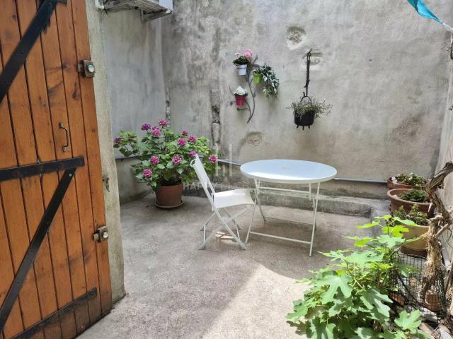 Maison vente à Arles, Mollégès