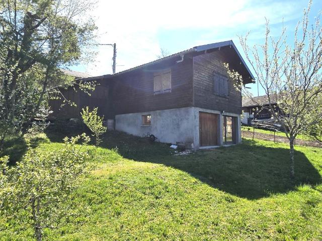 Maison vente à Nantua, Giron