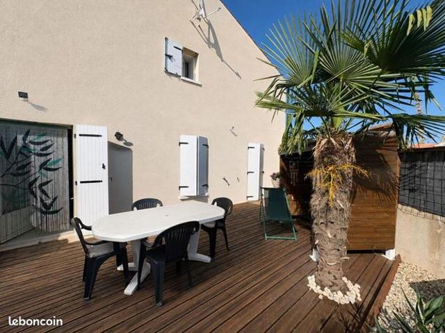 Maison vente à Rochefort, Saint-saturnin-du-bois
