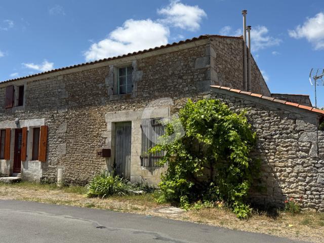 Maison vente à Fontenay-le-Comte, Lairoux