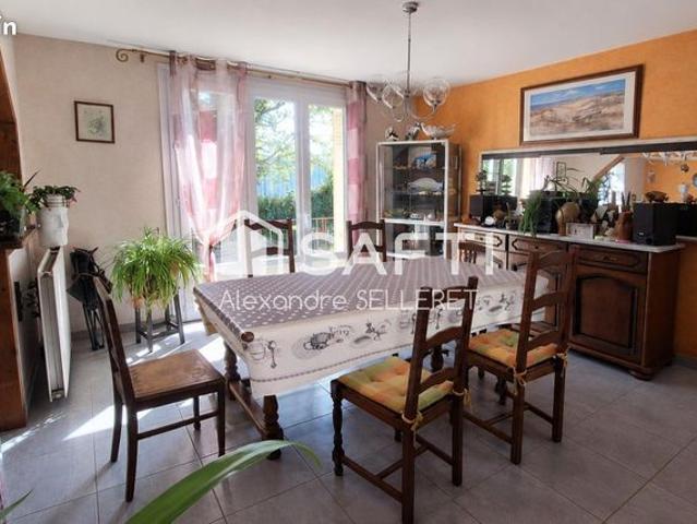 Maison vente à Bourges, Les Aix-d'angillon