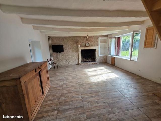 Maison vente à Montmorillon, Saint-pierre-de-maillé