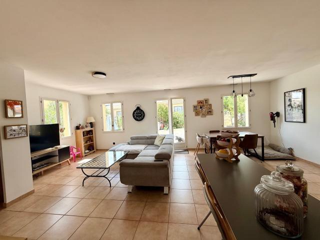 Maison vente à Narbonne, Pouzols-minervois