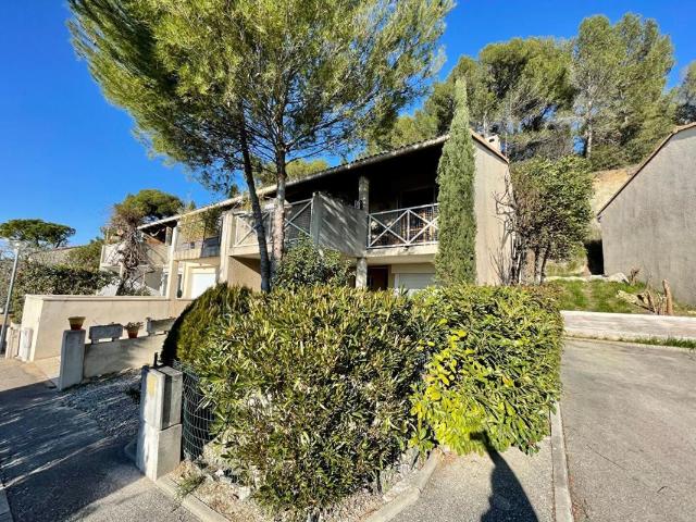 Maison vente à Villeneuve-lès-Avignon, Gard