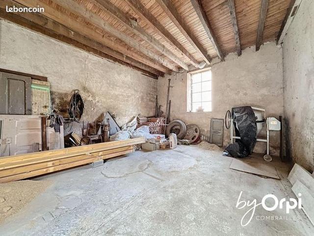 Maison vente à Saint-Amand-Montrond, La Celle