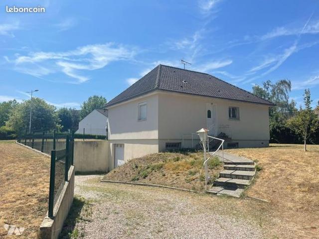 Maison vente à Vouziers, Falaise