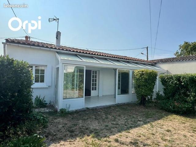 Maison vente à Rochefort, Port-des-barques