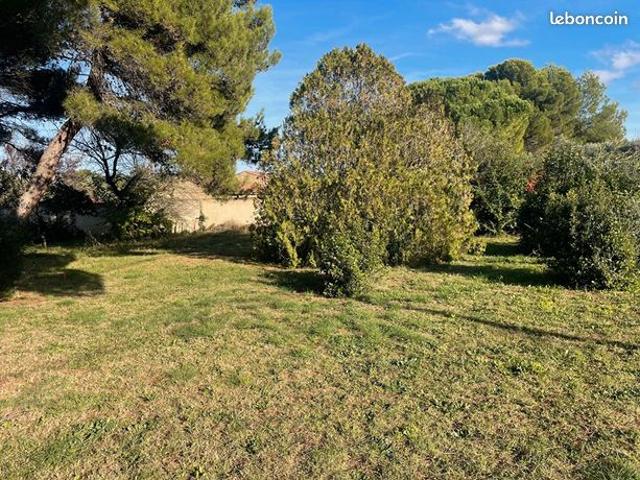Maison vente à Avignon, Châteauneuf-de-gadagne