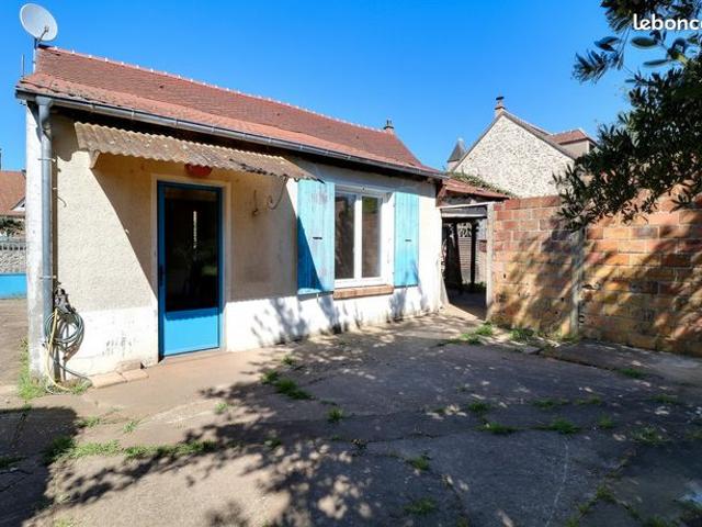 Maison vente à Rambouillet, Bullion