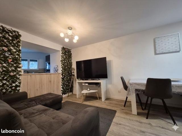 Maison vente à Saint-Jean-d'Angély, Les Nouillers