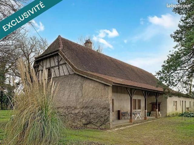 Maison vente à Louhans-Châteaurenaud, Louhans