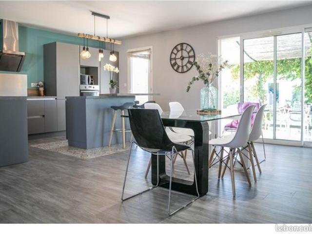 Maison vente à Carpentras, Althen-des-paluds