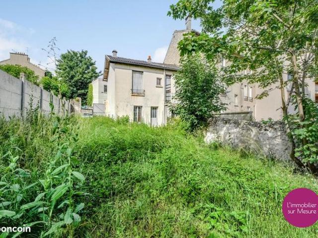 Maison vente à Dreux, Montreuil