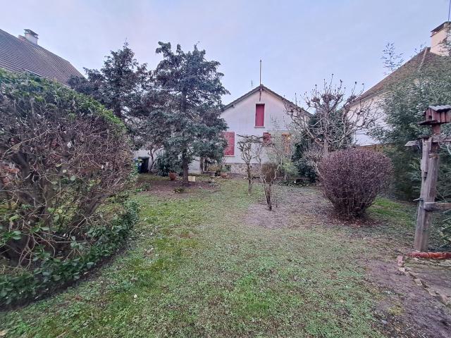 Maison vente à Saint-Germain-en-Laye, Le Pecq