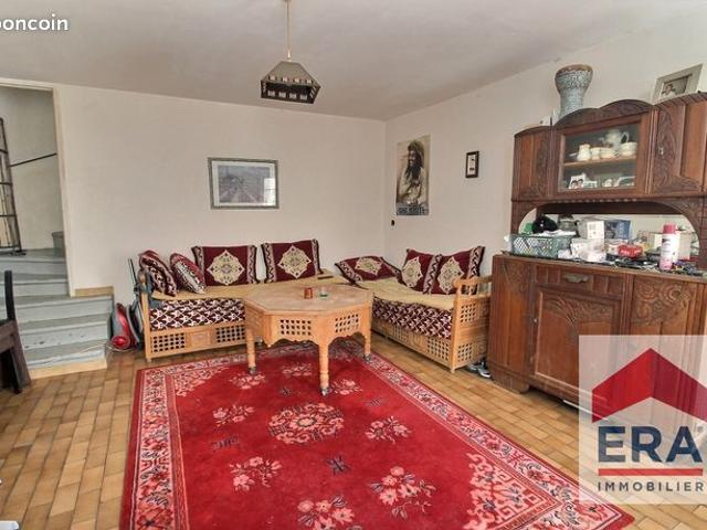 Maison vente à Carpentras, Violès