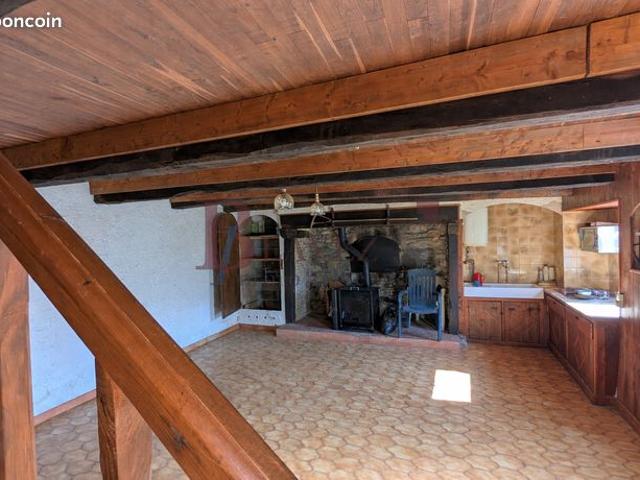 Maison vente à Ussel, Feyt