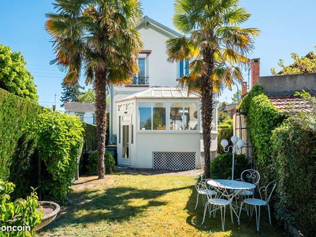 Maison vente à Saint-Germain-en-Laye, Le Vésinet