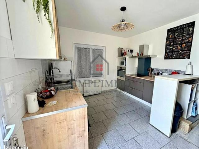 Maison vente à Saintes, Beurlay