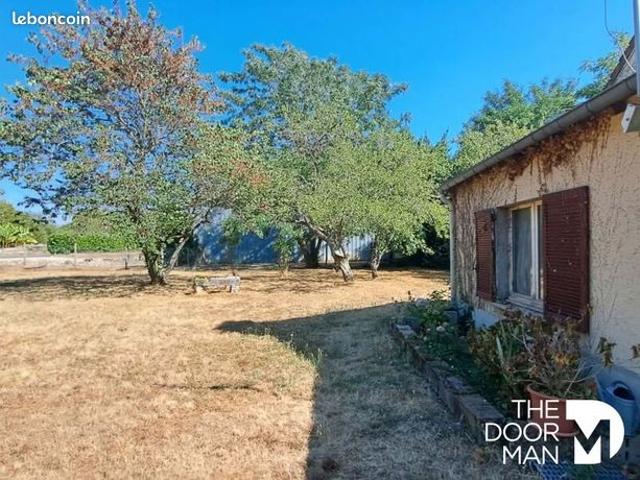 Maison vente à Bourges, Primelles
