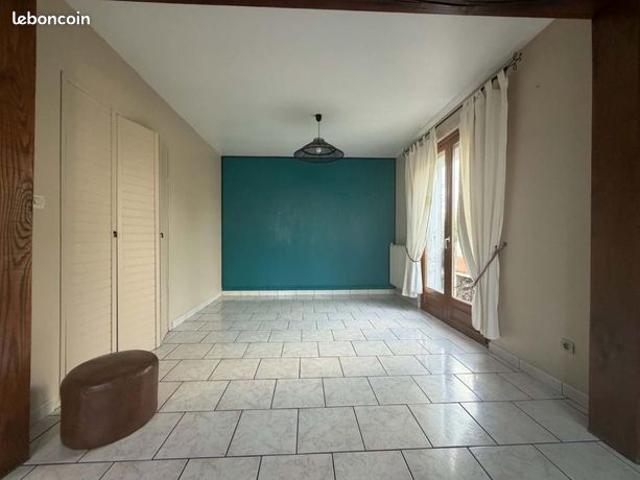 Maison vente à Travecy, Aisne