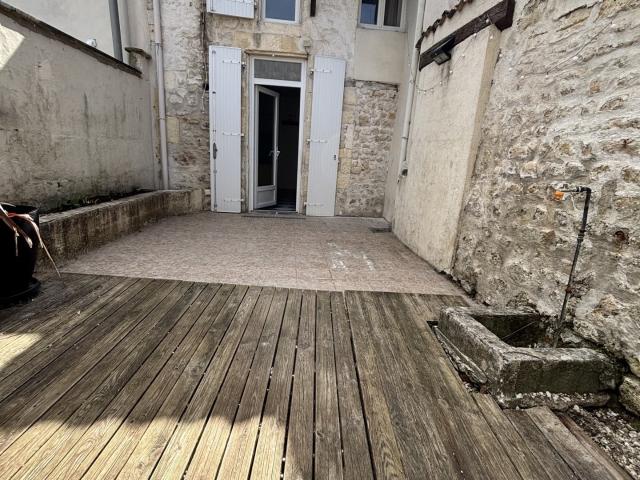 Maison vente à Saintes, Nancras