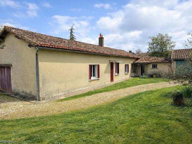Maison vente à Niort, Clussais-la-pommeraie