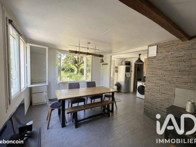 Maison vente à Fontainebleau, La Genevraye