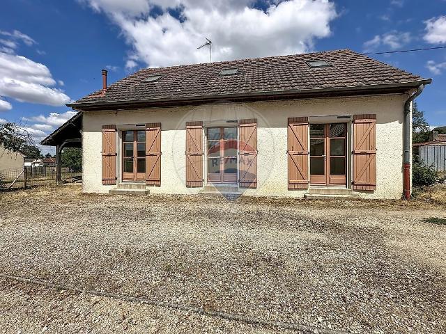 Maison vente à Louhans-Châteaurenaud, Ouroux-sur-saône