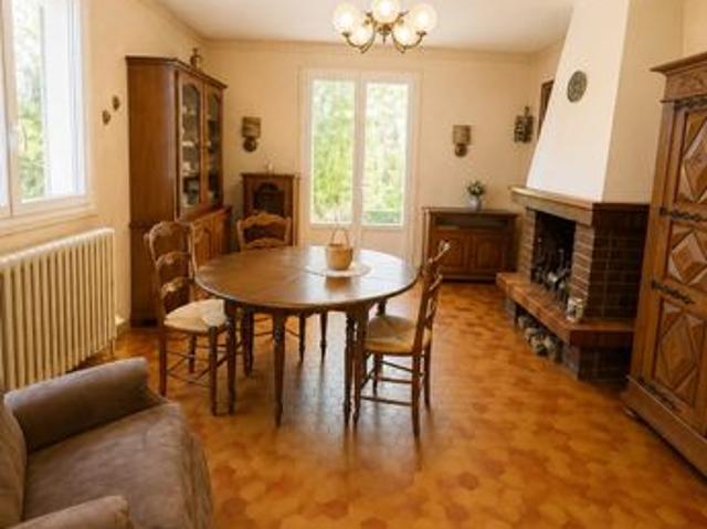 Maison vente à Bourges, Plou