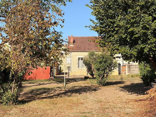 Maison vente à Cour St Sauveur, Nevers