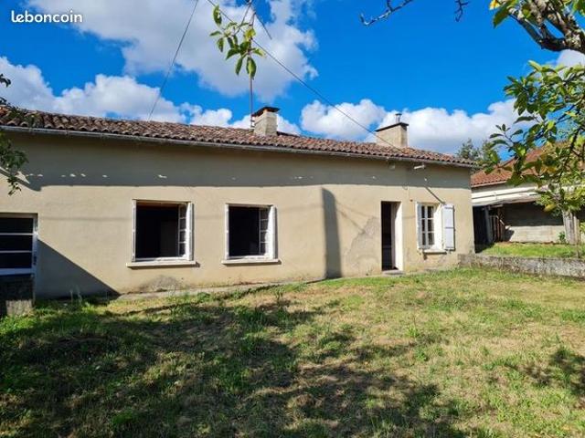 Maison vente à Nontron, Chaleix