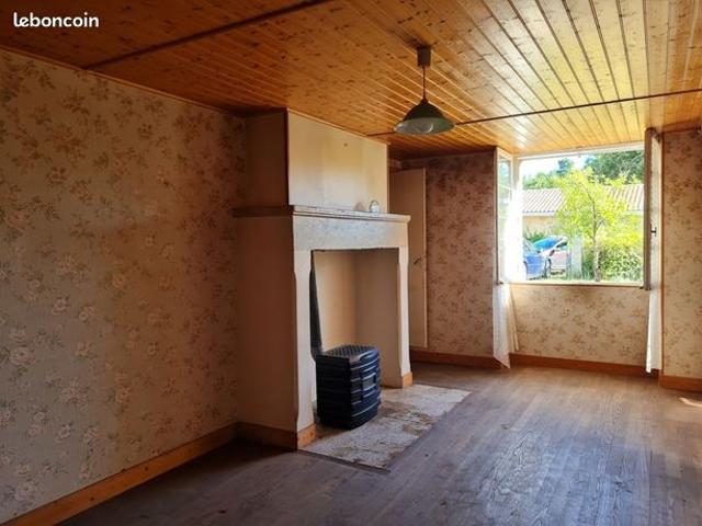 Maison vente à Nontron, Chaleix