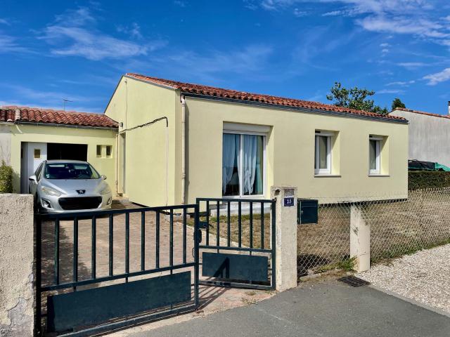 Maison vente à Saint-Jean-d'Angély, Saint-savinien