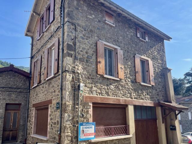 Maison vente à Vignes de Fréchuret, Satillieu
