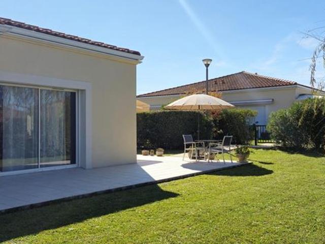 Maison vente à Saintes, Médis