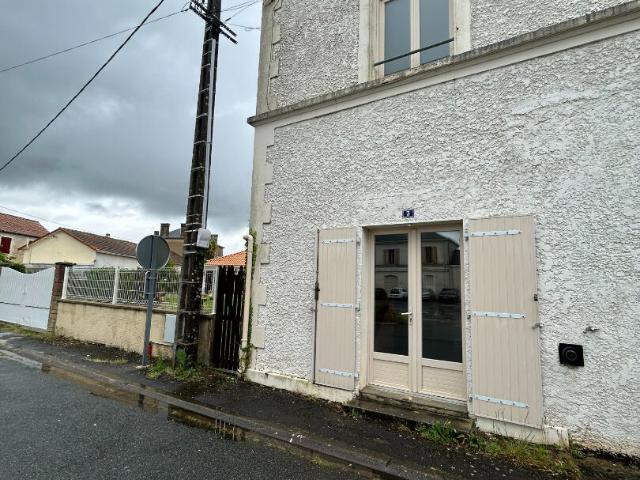 Maison location à Montmorillon, Saint-saviol