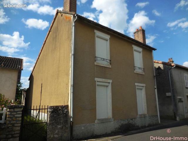 Maison vente à Montmorillon, Jouhet