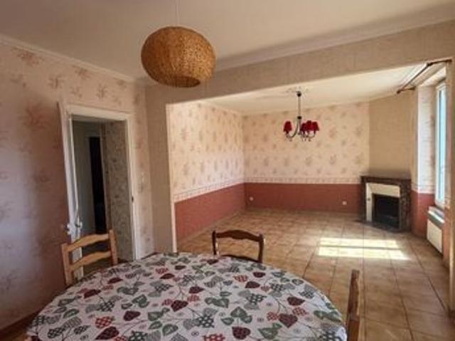 Maison vente à Montmorillon, Jouhet