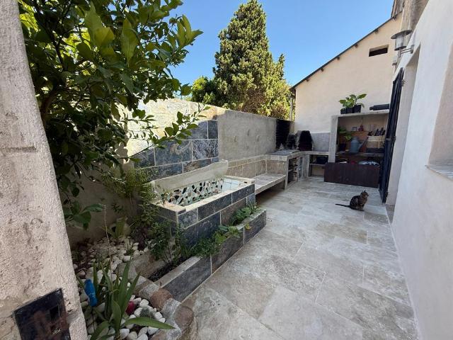 Maison vente à Arles