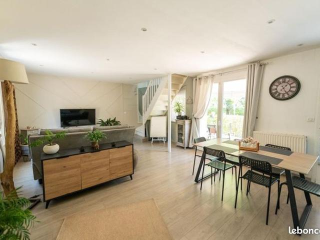 Maison vente à Saint-Étienne, Rive-de-gier