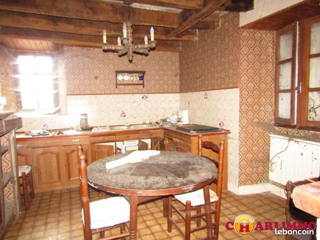 Maison vente à Confolens, Chassenon