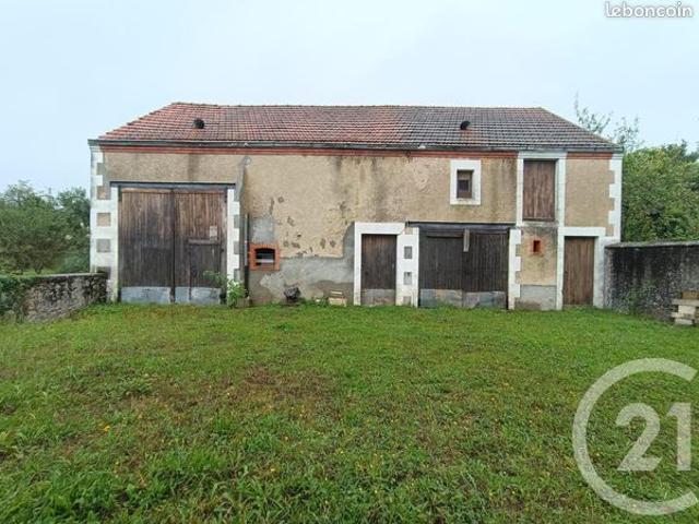 Maison vente à Saint-Amand-Montrond, Châteaumeillant