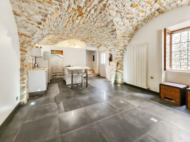 Maison vente à Nîmes, Saint-geniès-de-malgoirès