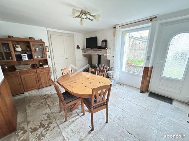 Maison vente à Avallon, Ancy-le-franc