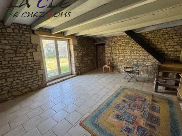 Maison vente à Montmorillon, Surin