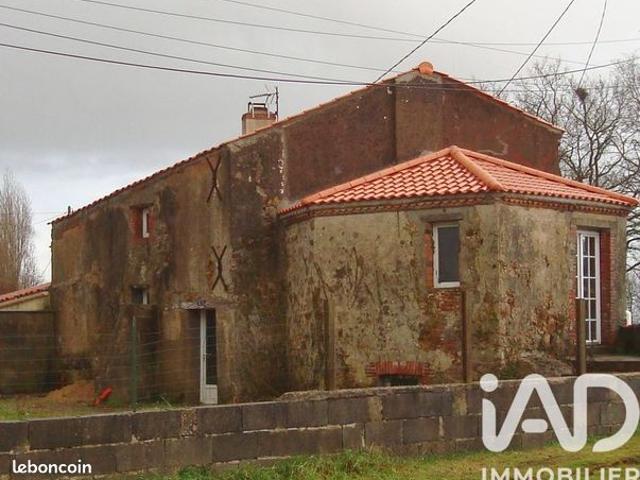 Maison vente à La Roche-sur-Yon, France
