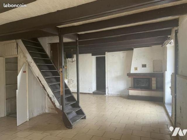 Maison vente à Valence, Chanos-curson