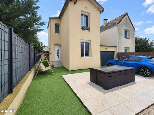 Maison vente à Saint-Germain-en-Laye, Carrières-sous-poissy